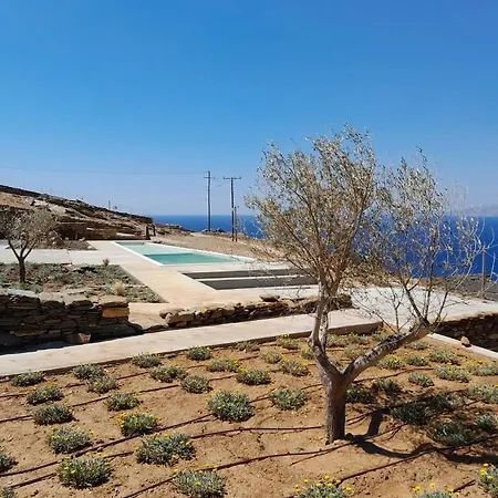 Regenesis 2 Villas Tinos * Kardhiani